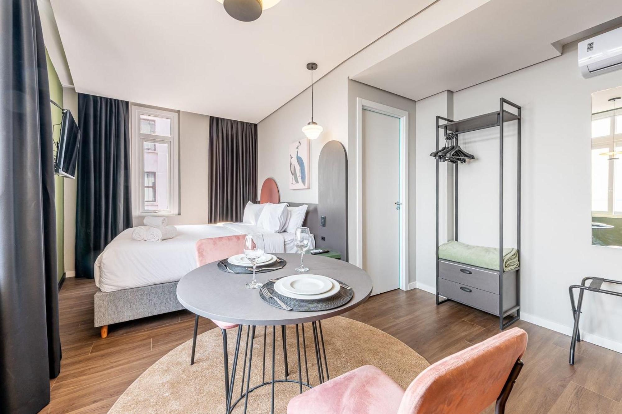 Xtay Cais Rooftop: A Melhor Hospedagem De Porto Alegre 포르투알레그리 외부 사진